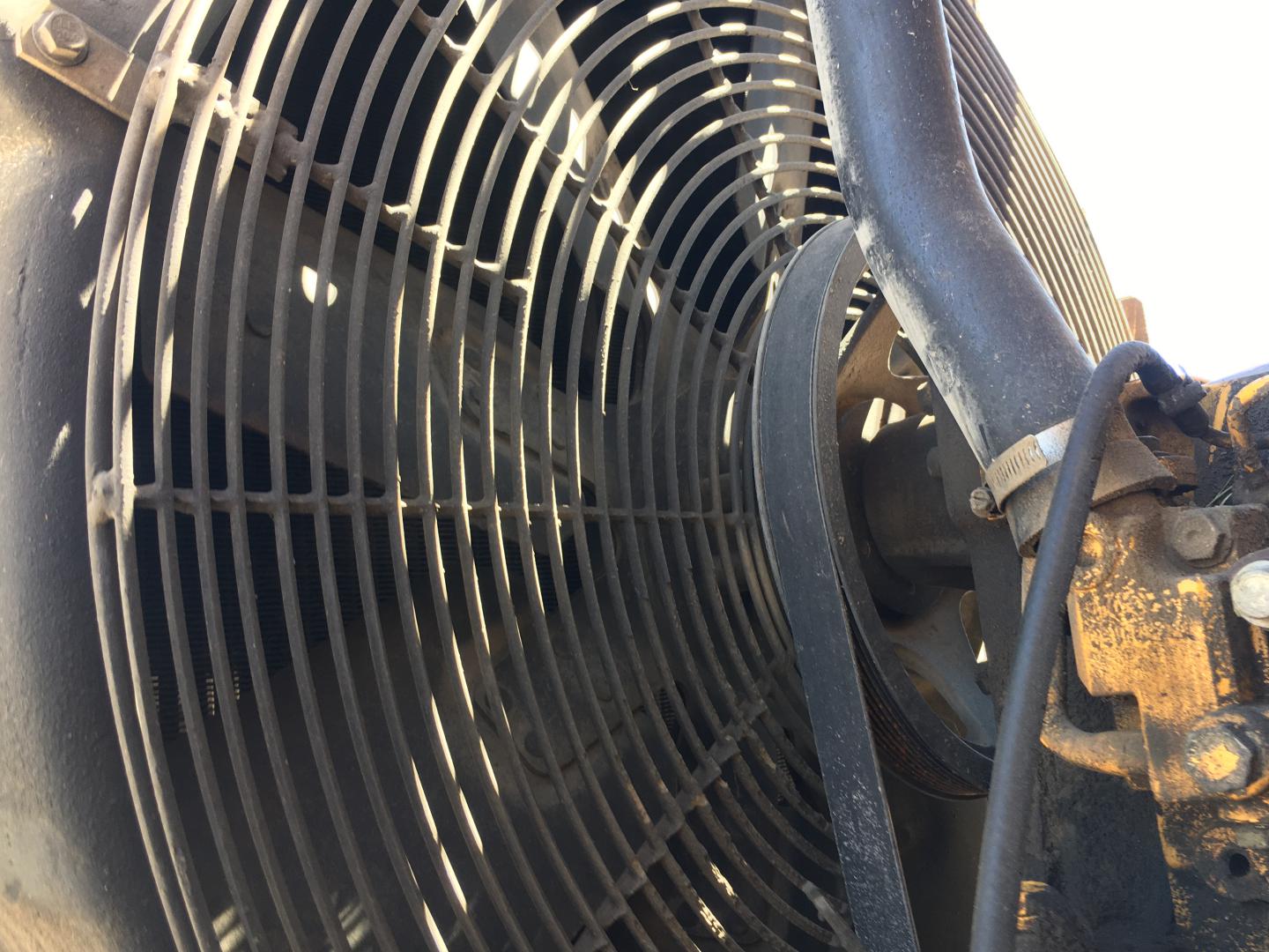 ./imagenes/INVOICE/2019/16832/CARGADOR FRONTAL JOHN DEERE 544H (13).JPG